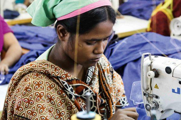 Äthiopien, Bangladesch, Myanmar: Gewalt gegen Frauen in der Textilproduktion 26 Bangladesch cEvaHein Äthiopien, Bangladesch, Myanmar: Gewalt gegen Frauen in der Textilproduktion Kampagne für Saubere Kleidung | Clean Clothes Campaign Germany