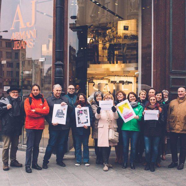 70.000 Menschen fordern Armani und Primark auf, ihre Lieferketten offenzulegen 12 GoTransparent Januar 2018 5 70.000 Menschen fordern Armani und Primark auf, ihre Lieferketten offenzulegen Kampagne für Saubere Kleidung | Clean Clothes Campaign Germany