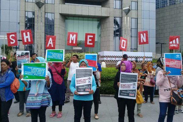 DFARbUxV0AA H1S Verstoß gegen OECD-Leitsätze für multinationale Unternehmen: SÜDWIND legt Beschwerde gegen Adidas ein Kampagne für Saubere Kleidung | Clean Clothes Campaign Germany