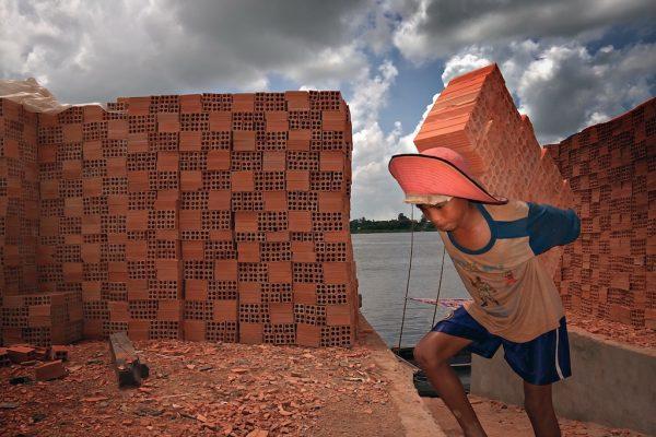 Titelbild Phan Hien ILO 8763370040 a88e2f99ec o copy Wünsche für die Zukunft. Was ExpertInnen der ILO empfehlen Kampagne für Saubere Kleidung | Clean Clothes Campaign Germany