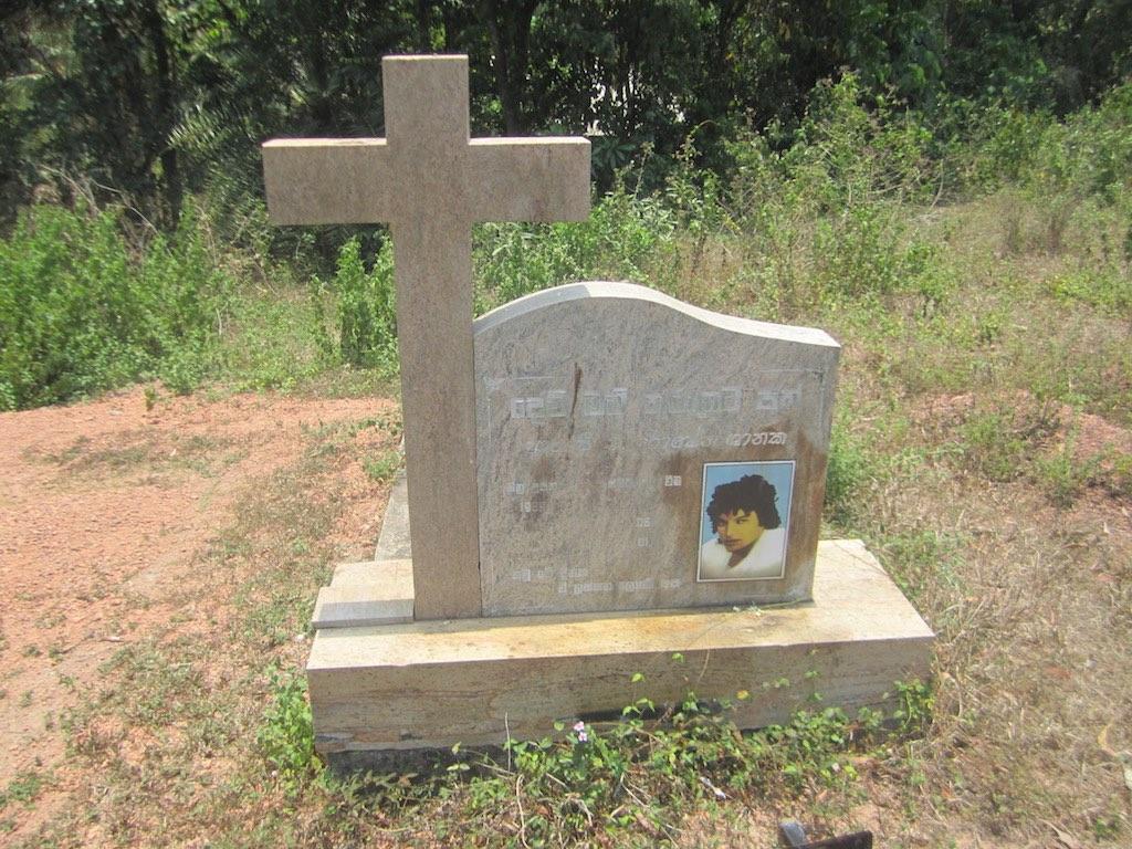 Roshen Shanaka, vor acht Jahren getötet durch Polizeikugeln in Sri Lanka 2 Sri Lanka 5 004 copy Roshen Shanaka, vor acht Jahren getötet durch Polizeikugeln in Sri Lanka Kampagne für Saubere Kleidung | Clean Clothes Campaign Germany