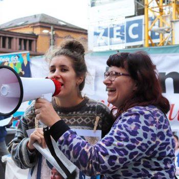 Besser leben ohne Primark - Protest gegen Filiale-Eröffnung in Bonn 1 Besser Leben Ohne Primark cFEMNET 10 Besser leben ohne Primark - Protest gegen Filiale-Eröffnung in Bonn Kampagne für Saubere Kleidung | Clean Clothes Campaign Germany