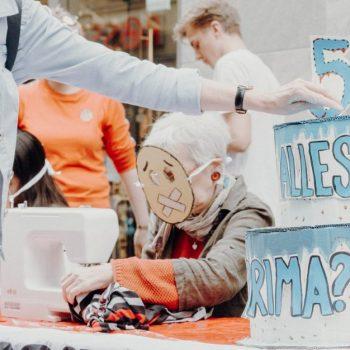 Eindrücke von der Aktions der CIR und Clean Clothes Münster vor Primark zu dessen 50. Geburtstag unter dem Motto 22alles Primak222 50 Jahre Primark – kein Grund zu feiern Kampagne für Saubere Kleidung | Clean Clothes Campaign Germany