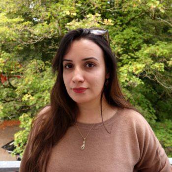 Interview mit der tunesischen Arbeitsrechts-Aktivistin Amani Allagui 1 Armani FTEDES Tunesien Arbeitsrechte CIR 2019 428x571 1 Interview mit der tunesischen Arbeitsrechts-Aktivistin Amani Allagui Kampagne für Saubere Kleidung | Clean Clothes Campaign Germany