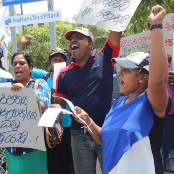 TIE Global web Es wird deutlich: auch in Zeiten von Corona gehen die Auseinandersetzungen mit den Unternehmen weiter. Kampagne für Saubere Kleidung | Clean Clothes Campaign Germany