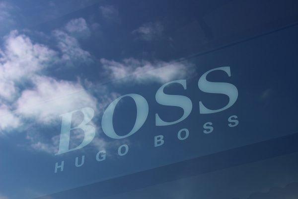 RS1199 IMG 7135 scr Ausbeutung Made in Europe: Unsere Antwort an Hugo Boss Kampagne für Saubere Kleidung | Clean Clothes Campaign Germany