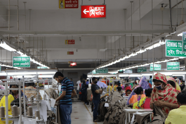 insta wage assurance visuals Covid-19: Arbeiter*innen brauchen Sicherheit der Bekleidungsfirmen Kampagne für Saubere Kleidung | Clean Clothes Campaign Germany