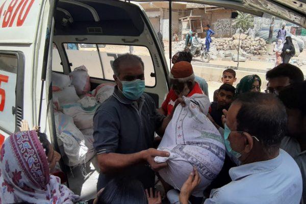 RS1602 NTUF Die Arbeiter*innen in der Bekleidungsindustrie brauchen dringend sofortige Hilfe! Mit Spenden helfen! Kampagne für Saubere Kleidung | Clean Clothes Campaign Germany