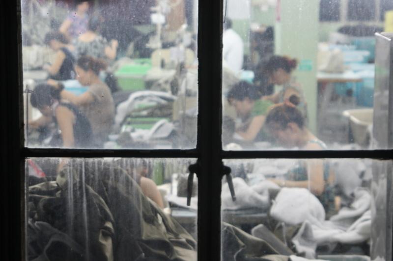 symbolbild zwangsarbeit Bündnis für nachhaltige Textilien | Kampagne für Saubere Kleidung Kampagne für Saubere Kleidung | Clean Clothes Campaign Germany