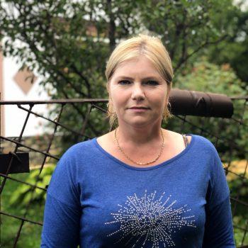 Spenden Angelica Manole wurde entlassen als sie niedrigen Lohn angeprangert hat