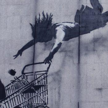 Kritischer Konsum: Was kann er erreichen – und was nicht? 3 Kritischer Konsum suedlink 195 1 1 Kritischer Konsum: Was kann er erreichen – und was nicht? Kampagne für Saubere Kleidung | Clean Clothes Campaign Germany