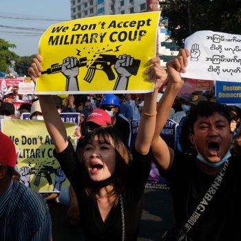 Trotz Verhaftung von Arbeitsrechtsaktivistin Myo Myo Aye: Myanmars Arbeiter*innen leisten weiter Widerstand 1 Myanmars Arbeiter innen leisten weiter Widerstand Trotz Verhaftung von Arbeitsrechtsaktivistin Myo Myo Aye: Myanmars Arbeiter*innen leisten weiter Widerstand Kampagne für Saubere Kleidung | Clean Clothes Campaign Germany