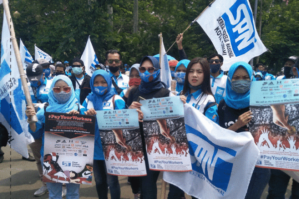 Breaking Point - Lohndiebstahl, Gewalt und übermäßige Arbeitsbelastungen 6 breaking point Breaking Point - Lohndiebstahl, Gewalt und übermäßige Arbeitsbelastungen Kampagne für Saubere Kleidung | Clean Clothes Campaign Germany