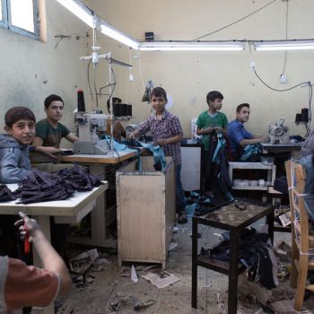 Sozialaudits in der öffentlichen Beschaffung am Beispiel Schuhe und Leder 3 Valerio Muscella Suedwind Sozialaudits Leder und Schuhe Sozialaudits in der öffentlichen Beschaffung am Beispiel Schuhe und Leder Kampagne für Saubere Kleidung | Clean Clothes Campaign Germany