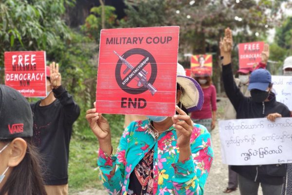 Protest Myanmar c Myanmar now mediass MYANMAR – Duldsames Abwarten oder doch sanktionierendes Handeln? Kampagne für Saubere Kleidung | Clean Clothes Campaign Germany